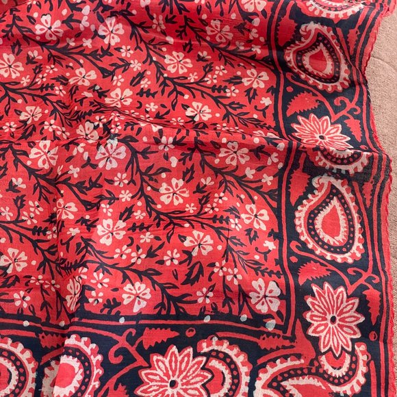 Rare Vintage Indian 100% Silk Scarf Botanical Floral Paisley Square 32 x 34 VTG - Picture 3 of 4